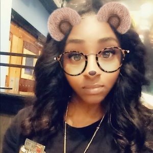 Meet your Posher, Tiara